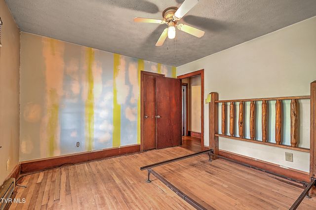 3176 Weaver Pike, Bristol, TN 37620