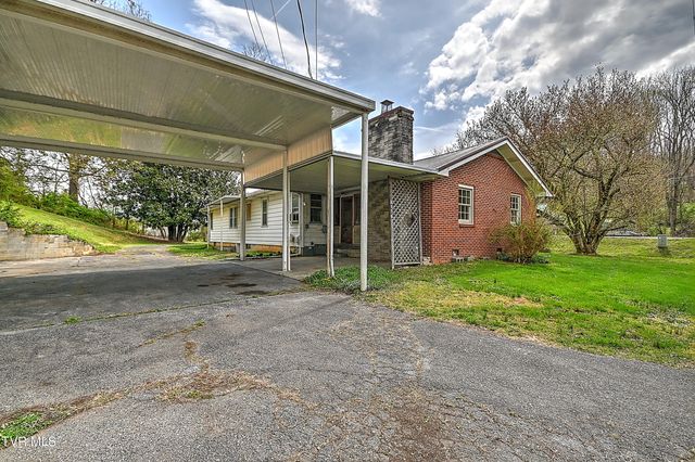 3176 Weaver Pike, Bristol, TN 37620