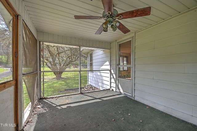 3176 Weaver Pike, Bristol, TN 37620