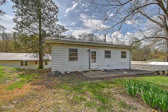 3176 Weaver Pike, Bristol, TN 37620