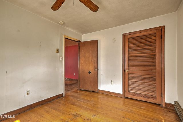 3176 Weaver Pike, Bristol, TN 37620