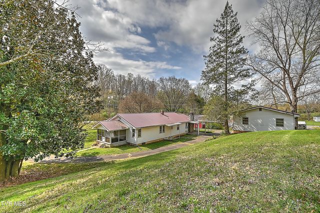 3176 Weaver Pike, Bristol, TN 37620
