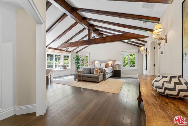3171 Abington Drive, Los Angeles, CA 90210