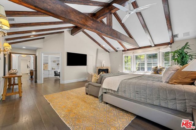 3171 Abington Drive, Los Angeles, CA 90210