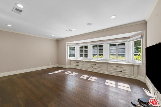 3171 Abington Drive, Los Angeles, CA 90210