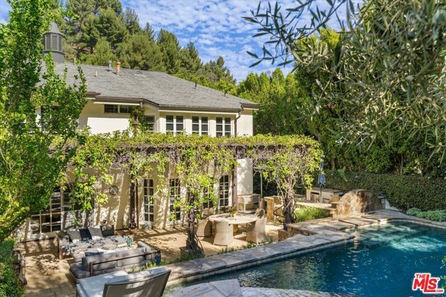 3171 Abington Drive, Los Angeles, CA 90210