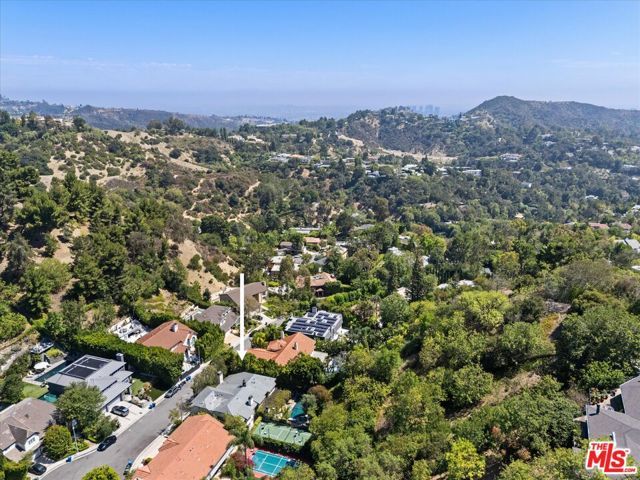 3171 Abington Drive, Los Angeles, CA 90210