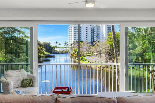 26914 Montego Pointe CT W # 202, Bonita Springs, FL 34134