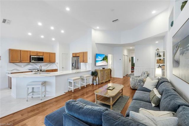 26914 Montego Pointe CT W # 202, Bonita Springs, FL 34134