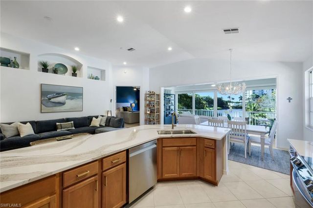 26914 Montego Pointe CT W # 202, Bonita Springs, FL 34134