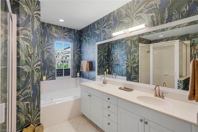 26914 Montego Pointe CT W # 202, Bonita Springs, FL 34134