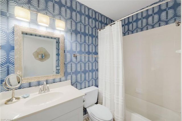 26914 Montego Pointe CT W # 202, Bonita Springs, FL 34134