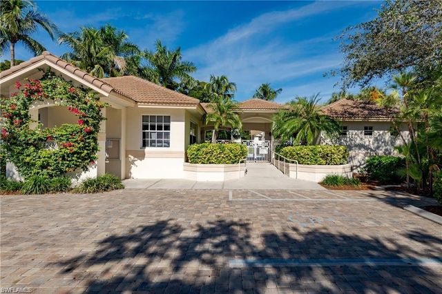 26914 Montego Pointe CT W # 202, Bonita Springs, FL 34134