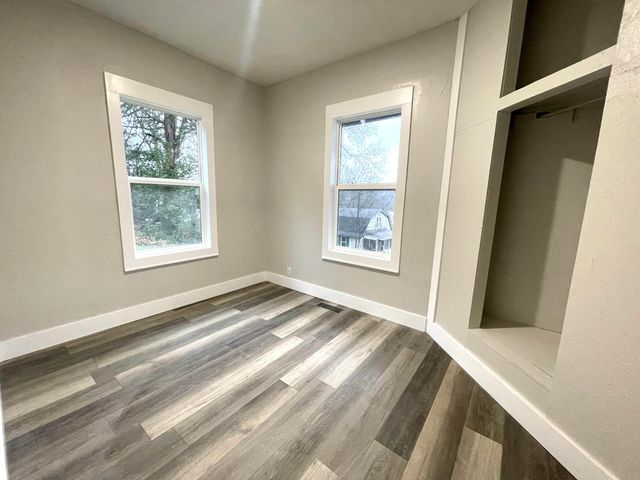 13 Cynder Lane, Anderson, MO 64831