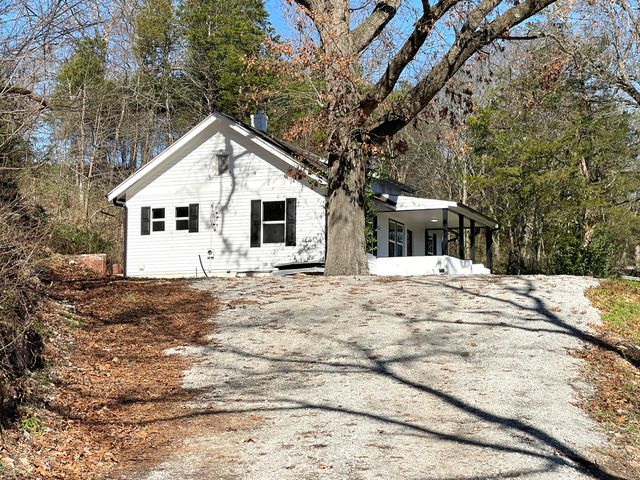 13 Cynder Lane, Anderson, MO 64831