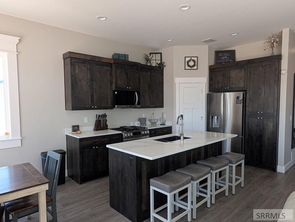 Image 21 of property listing at 3842 Hidden Valley Drive, Ammon, ID 83406