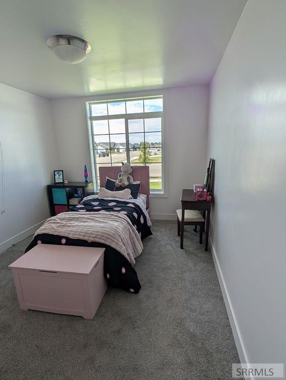 Image 33 of property listing at 3842 Hidden Valley Drive, Ammon, ID 83406
