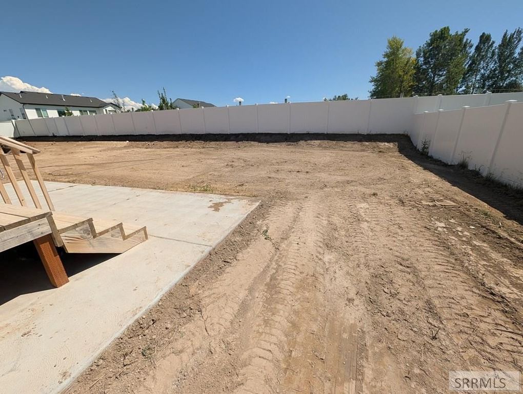 Image 59 of property listing at 3842 Hidden Valley Drive, Ammon, ID 83406