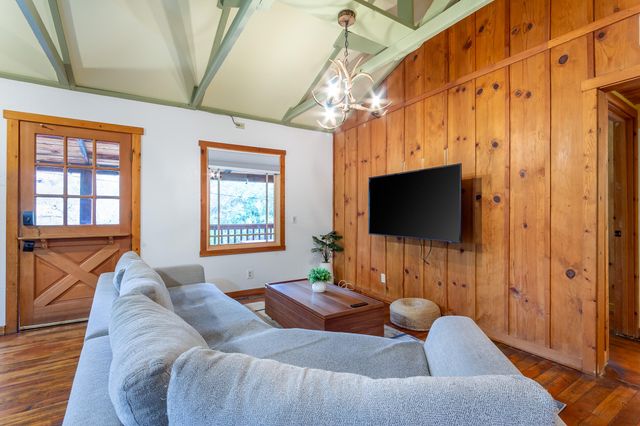 44609 Dinely Drive, Three Rivers, CA 93271