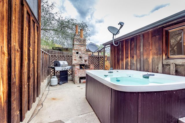 44609 Dinely Drive, Three Rivers, CA 93271