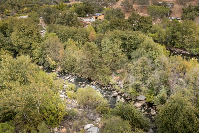 44609 Dinely Drive, Three Rivers, CA 93271