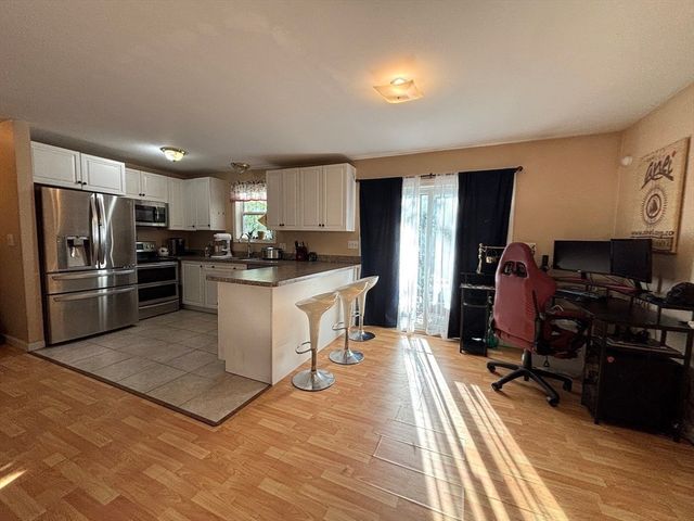 47 Grove St., Spencer, MA 01562