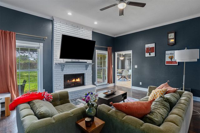 5902 Pampus Lane, Bossier City, LA 71112