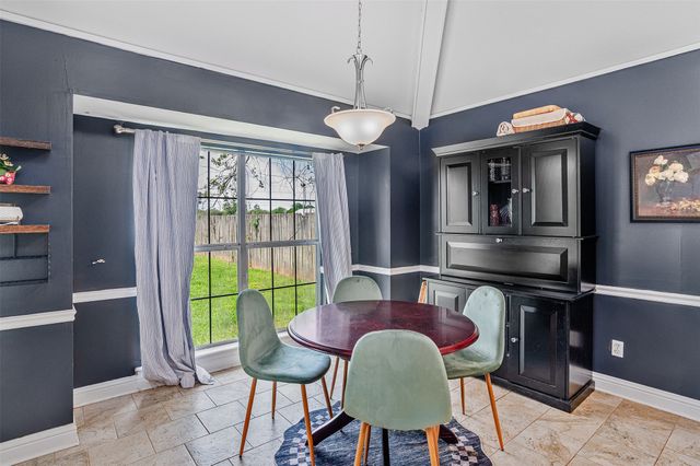 5902 Pampus Lane, Bossier City, LA 71112