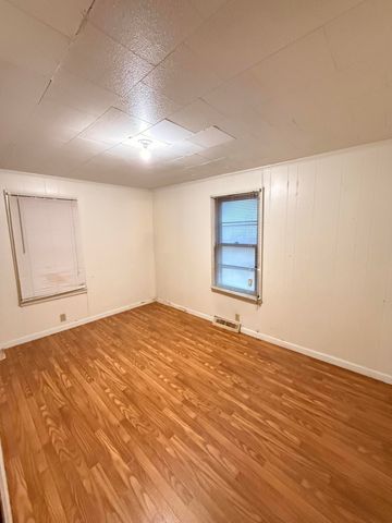 290 KY-643, Waynesburg, KY 40489