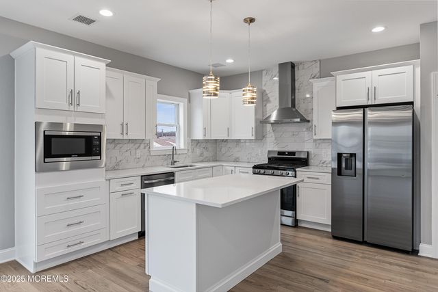 14 W Boat Drive, Little Egg Harbor, NJ 08087