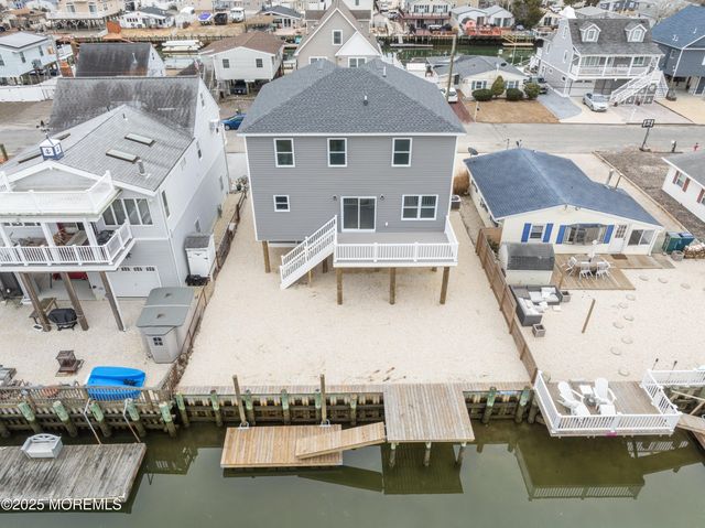 14 W Boat Drive, Little Egg Harbor, NJ 08087