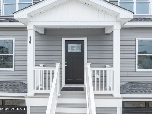 14 W Boat Drive, Little Egg Harbor, NJ 08087