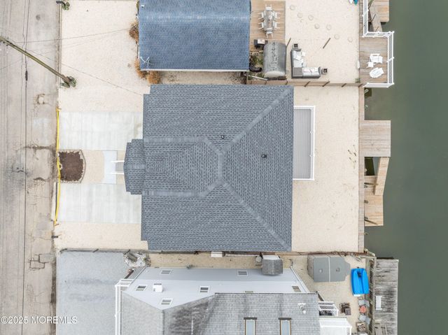 14 W Boat Drive, Little Egg Harbor, NJ 08087