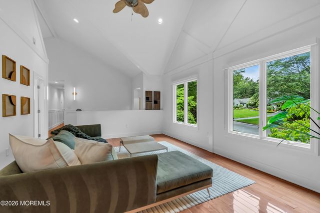 32 Seagull Lane, Lincroft, NJ 07738