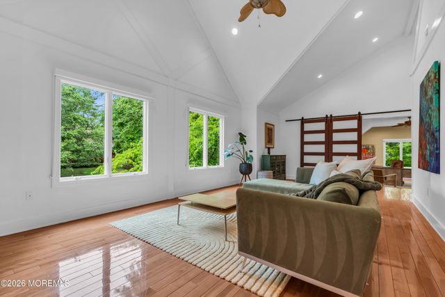 32 Seagull Lane, Lincroft, NJ 07738