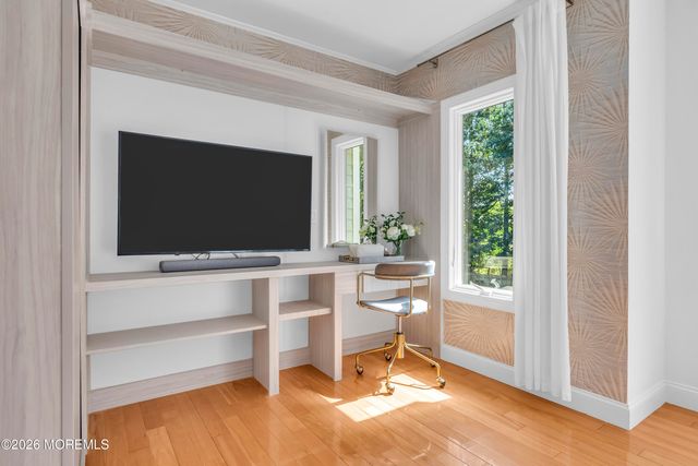 32 Seagull Lane, Lincroft, NJ 07738