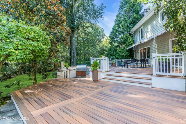 32 Seagull Lane, Lincroft, NJ 07738