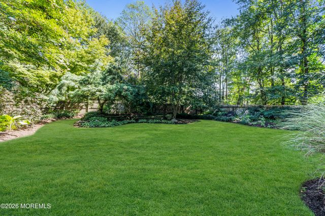 32 Seagull Lane, Lincroft, NJ 07738
