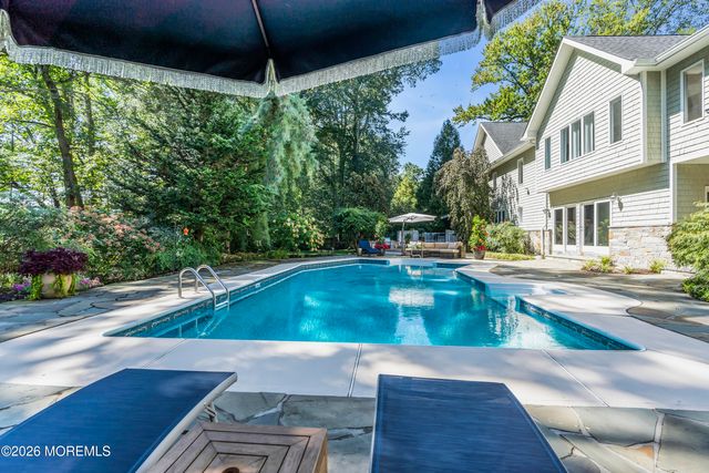 32 Seagull Lane, Lincroft, NJ 07738