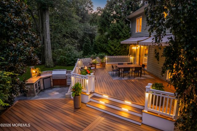 32 Seagull Lane, Lincroft, NJ 07738