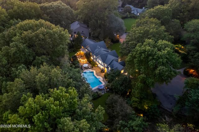 32 Seagull Lane, Lincroft, NJ 07738