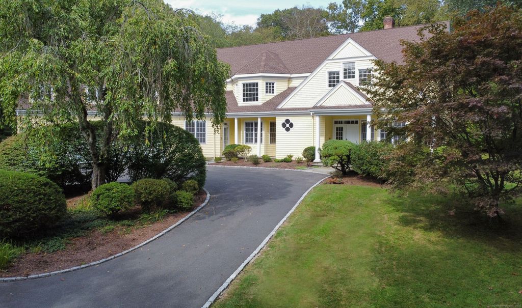 4 Lyons Plain Road, Weston, CT 06883