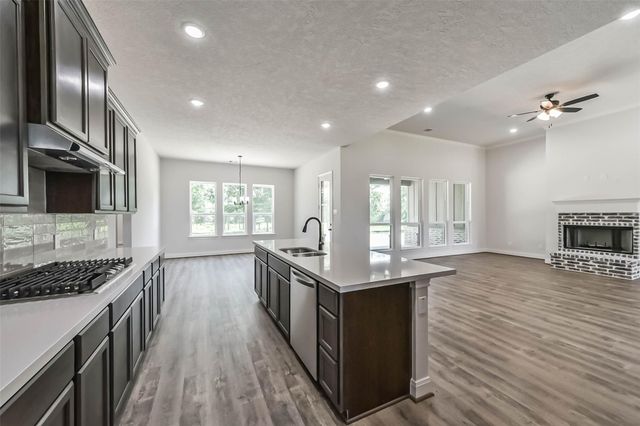 5334 Camp Creek Road, Baytown, TX 77523