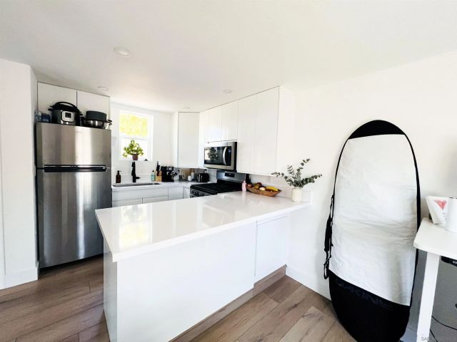 4055 Jewell St, San Diego, CA 92109