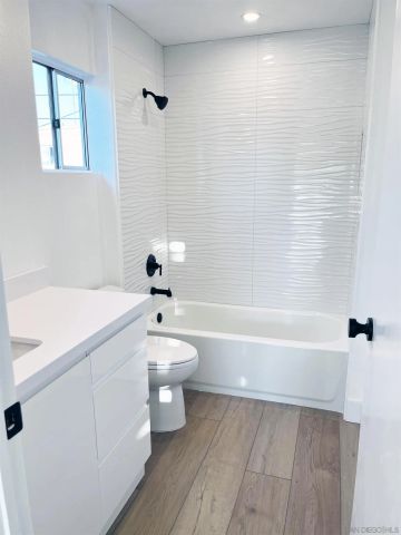 4055 Jewell St, San Diego, CA 92109