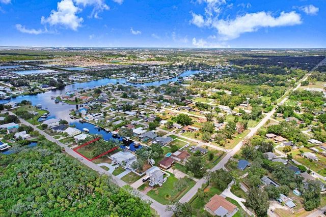 406 14TH STREET SW, Ruskin, FL 33570