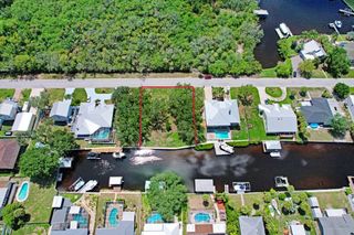 406 14TH STREET SW, Ruskin, FL 33570