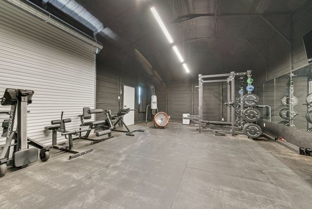 247 Private Road 7413 Road, Wills Point, TX 75169