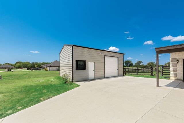 247 Private Road 7413 Road, Wills Point, TX 75169