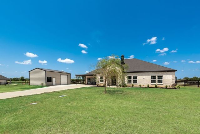 247 Private Road 7413 Road, Wills Point, TX 75169